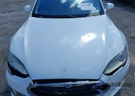 2013 Tesla Model S Performance from USA, damaged, VIN 5YJSA1CP8DFP15538